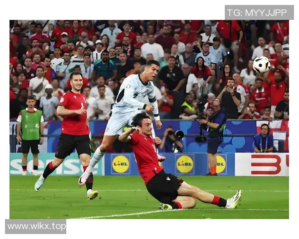 战术拆解:C罗为何能掌控比赛节奏?